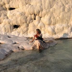 Meet your Posher, Alma